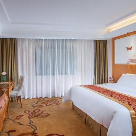 Viesnīca Vienna Hotel Shenzhen Gongming Huafa North Road pilsētā Xitian