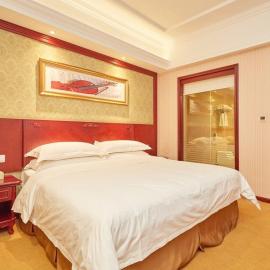 Vienna Hotel Shanghai Zhongqiao Institute, hotell i Zhangyan