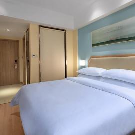 Vienna Hotel (Dongmin Road Nanning)، فندق في نانينغ