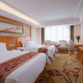 Vienna Hotel Zhongshan Central Coach Station, hotel in Changzhou
