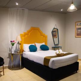 Hotel Brunette, מלון בסנטה אנה
