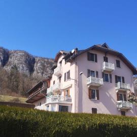Studio en bordure de Lac, hotel din Doussard