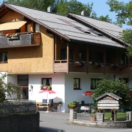 Gästehaus-Pension Barbara, hotel v destinaci Andelsbuch