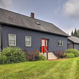 Darling Hill Home on Kingdom Trails-Near Burke Mtn, hotel v destinácii Lyndon
