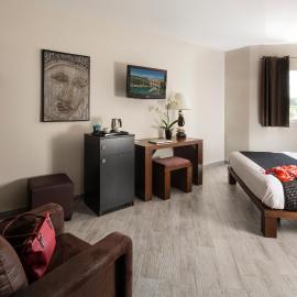 Le Ya'Tis, hotel v destinácii Saint-Laurent-des-Arbres