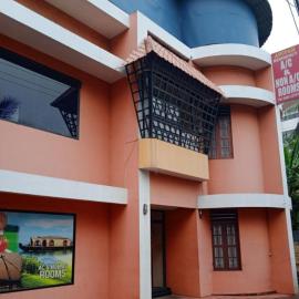 Anupam Residency, отель в Коччи