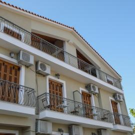 Papadatos Studios, hótel í Argostoli