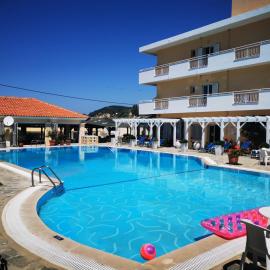 Nafsika Hotel, hotel ad Agios Stefanos