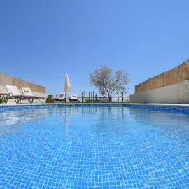 Arismari Villa - Heated Private Pool