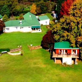 Sani Window B&B and Self catering, hotel sa Underberg
