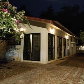 Chalet Casa Amor, Perfect home amidst tranquility, готель у місті Карджат