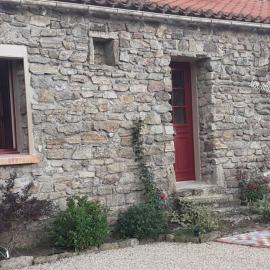 Gite de la petite folie, Hotel in Aizenay