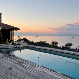 Villa The View, hotel di Koper