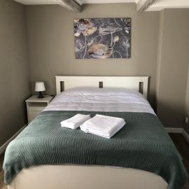 Apartamentai Rusnės svečiams, מלון ברוסנה