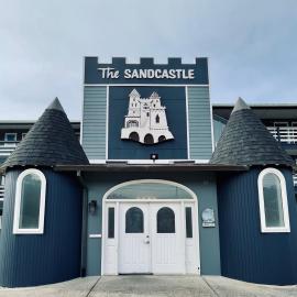 The Sandcastle Beachfront Hotel, hotel in Lincoln City