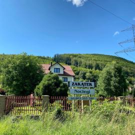 Zakątek – hotel w mieście Porąbka