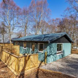 Heather Lodge 12 with Hot Tub: Belladrum şehrinde bir otel