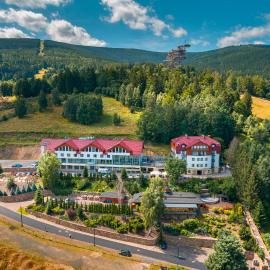 Hotel & Medi-Spa Biały Kamień, ξενοδοχείο σε Swieradow-Zdroj