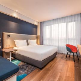 Holiday Inn Express Dongyang Hengdian by IHG, hótel í Dongyang