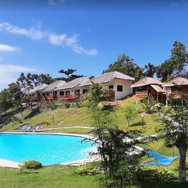 Cuestas Beach Resort and Restaurant – hotel w mieście Badian