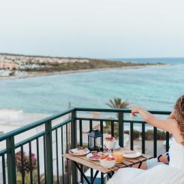 Hostal Noray, hotel v destinaci Punta Prima