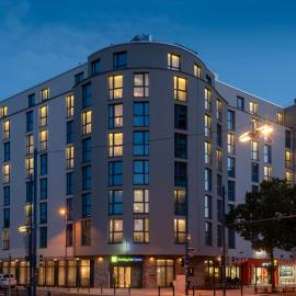 Holiday Inn Express - Offenbach by IHG, hotel sa Offenbach