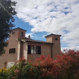 Palazzetto del Pittore in San Quirico d'Orcia, hotel in San Quirico dʼOrcia