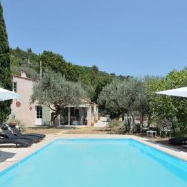romantique villa provencale, hotell i Bargemon