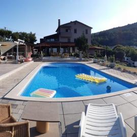 Casa Perla Holidays, hotel a Juraši