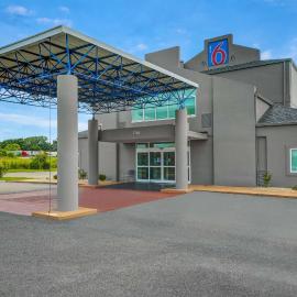 Motel 6-Montgomery, AL - Airport, hotel u gradu 'Hope Hull'
