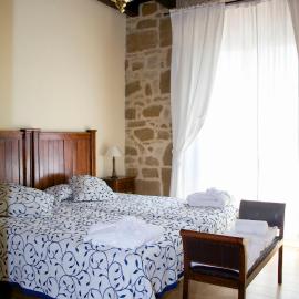 CASA RURAL LARRAZURIA ENEA, hotel en Labastida