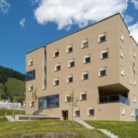 Scuol Youth Hostel, hotel u gradu 'Scuol'