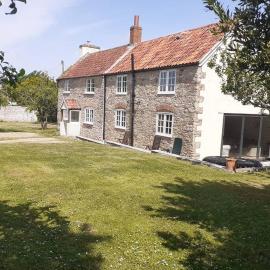 Characterful Cottage adjacent to an Orchard