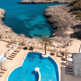 Portomar Apartments - 4-Star Superior Hotel, hotel em Porto Colom