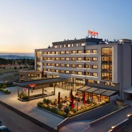 Ramada by Wyndham Izmir Aliaga, Hotel in Izmir
