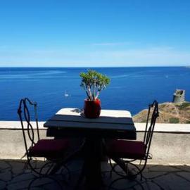 Coin de paradis avec vue unique sur la mer et la tour génoise, hotel i Pino