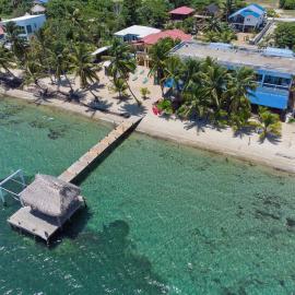 Parrot Cove Lodge, hotel a Hopkins