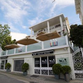 Ascot Hotel Büyükada, מלון בבויוקאדה