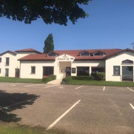 La Villa de l Embusade GUESTHOUSE, hotell i Pont-à-Mousson