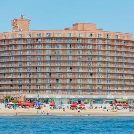Grand Hotel Ocean City Oceanfront, מלון באושן סיטי