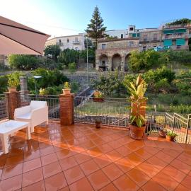 Villa Giordano, hotel i Acquavella