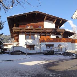 Ferienwohnung Mariner Inzing, hotel a Inzing