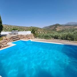 Cortijo Las Rodrigas, hotel in Sabariego