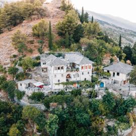 Guest House Salaria, khách sạn ở Gjirokastër