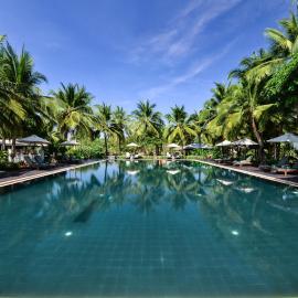 Royal River Kwai Resort and Spa, hotel in Kanchanaburi