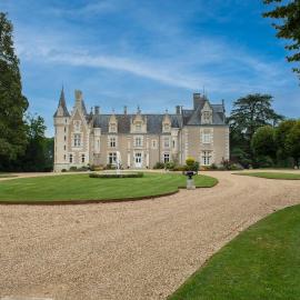 Château de Beauvais, hotel in Azay-sur-Cher
