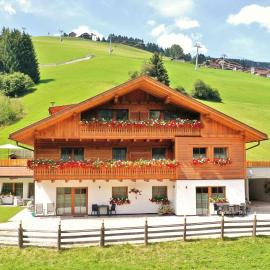 Residenz Erschbaum, hotel u gradu Valdaora