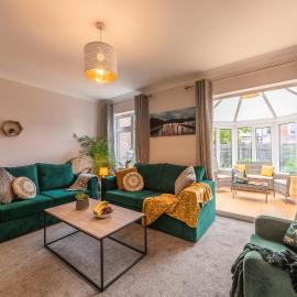 사우샘프턴에 위치한 호텔 3 Bed Spacious Stylish House, Southampton - Off Road Parking & Private Garden - Sleeps 7, Close to City Centre - by Blue Puffin Stays