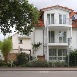 바일 암 라인에 위치한 호텔 Ferienhaus Marina