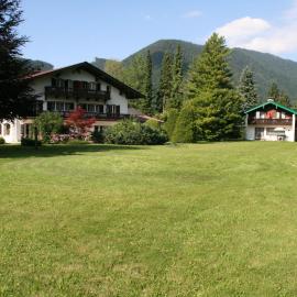 Hotel Garni Sonnenhof, ξενοδοχείο σε Rottach-Egern